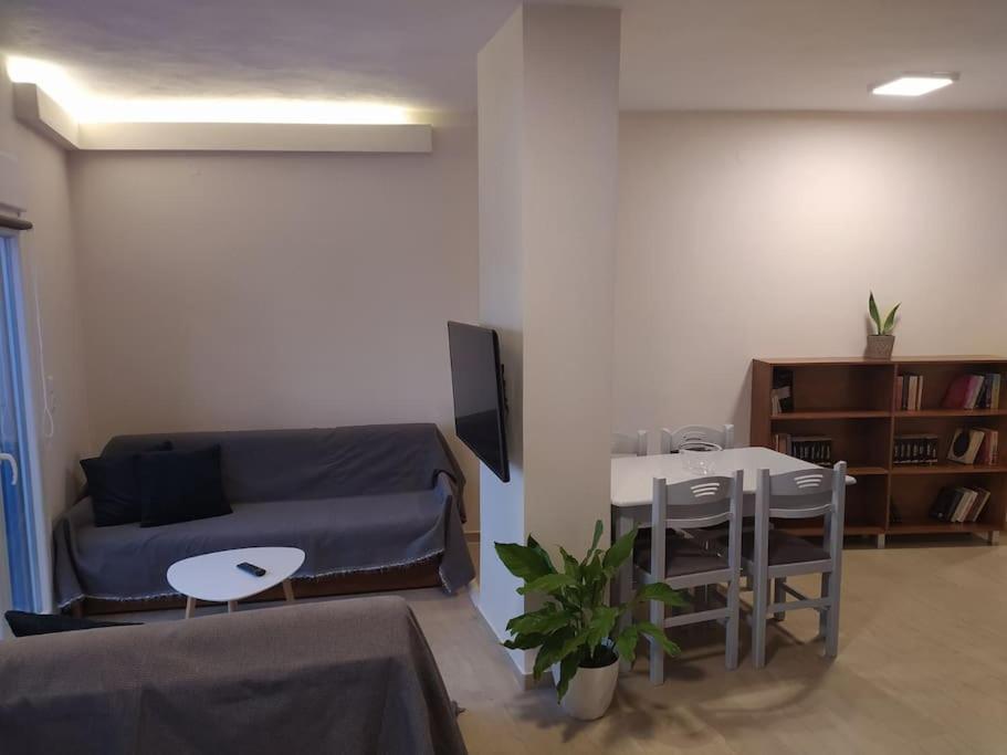 Parkview Central Apartment - Xanthi Eksteriør billede